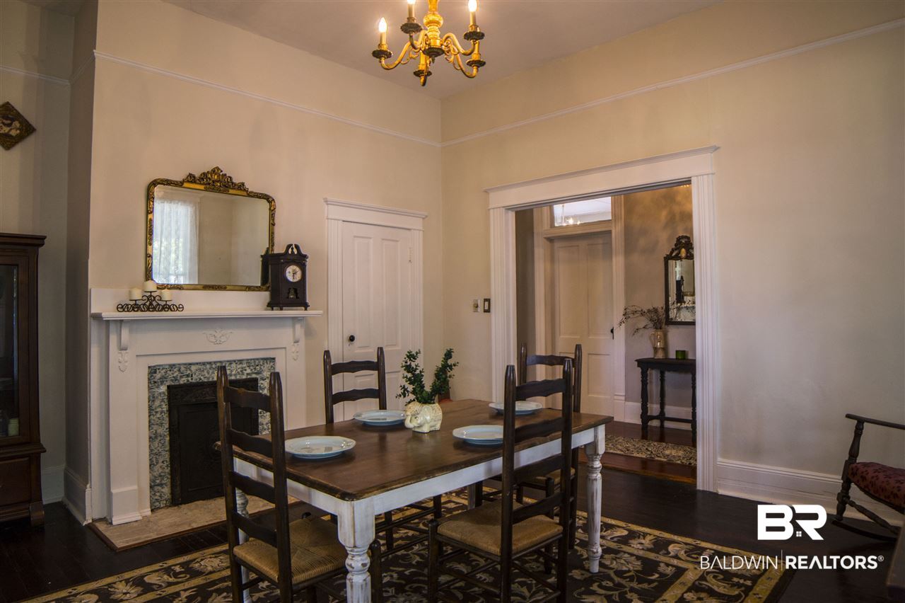 134 Margaret Street Mobile, AL 36607 - Photo 13 of 41
