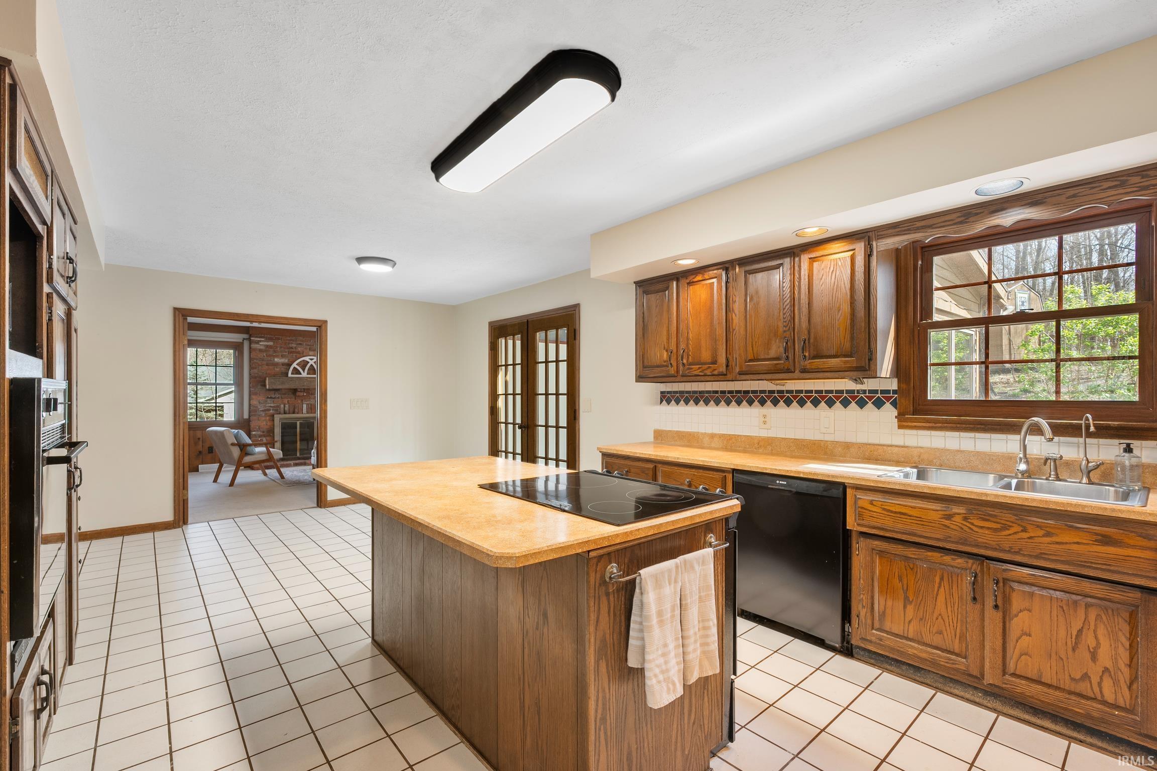 2012 Robb Road Warsaw, IN 46580 - Photo 13 of 34