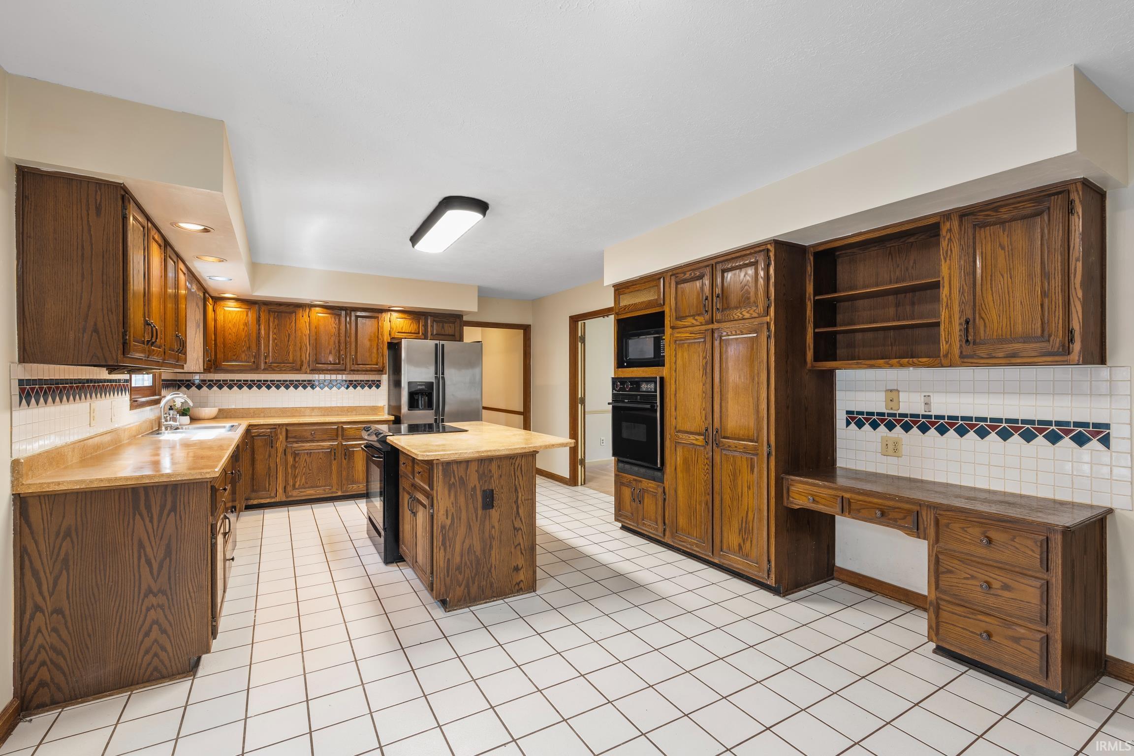 2012 Robb Road Warsaw, IN 46580 - Photo 14 of 34