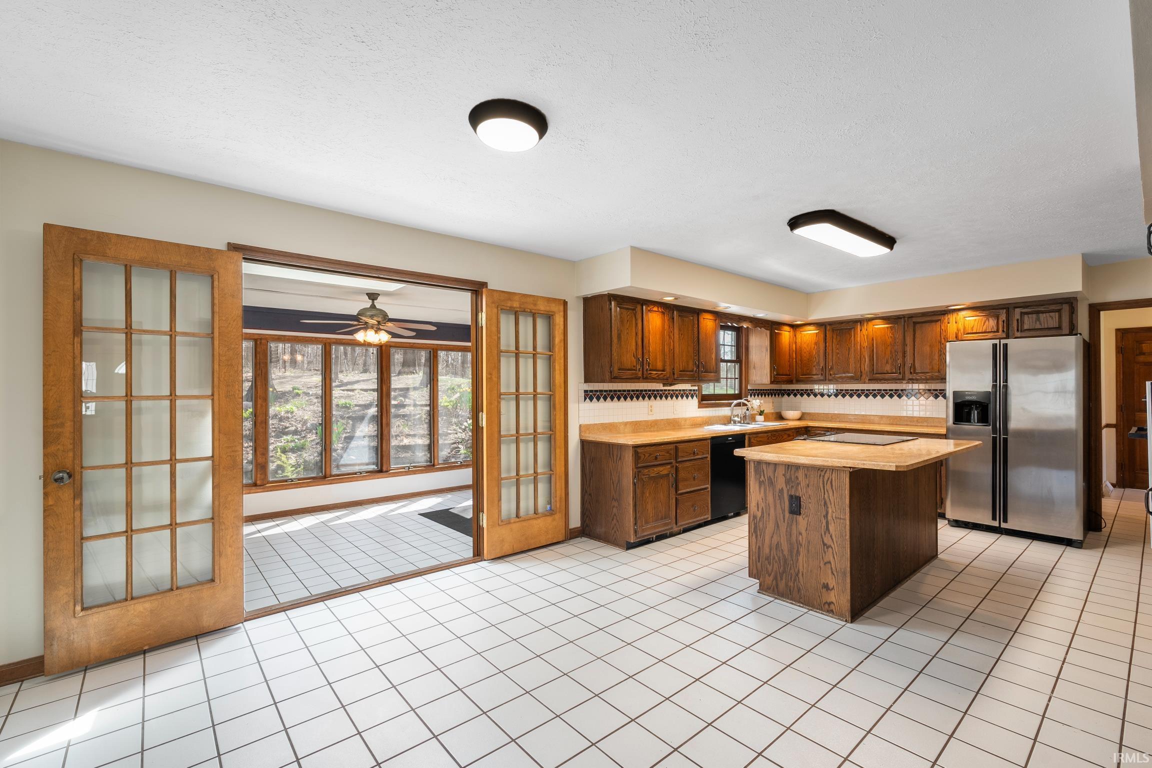 2012 Robb Road Warsaw, IN 46580 - Photo 15 of 34