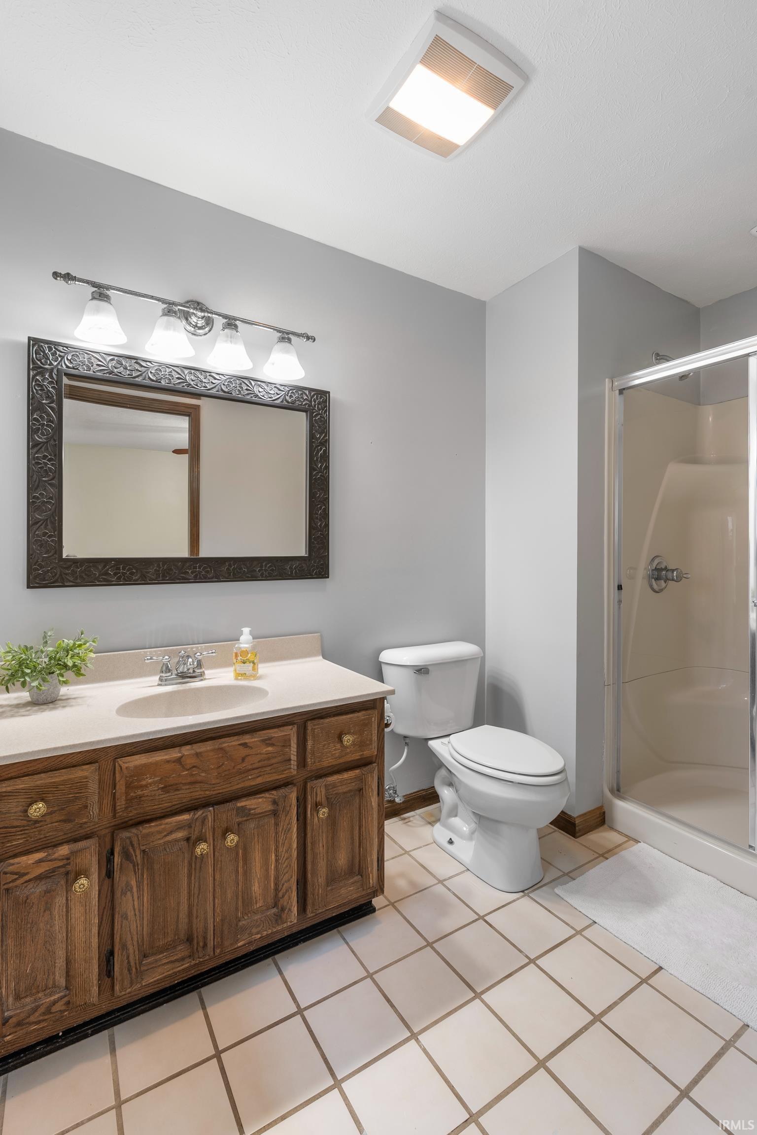 2012 Robb Road Warsaw, IN 46580 - Photo 25 of 34