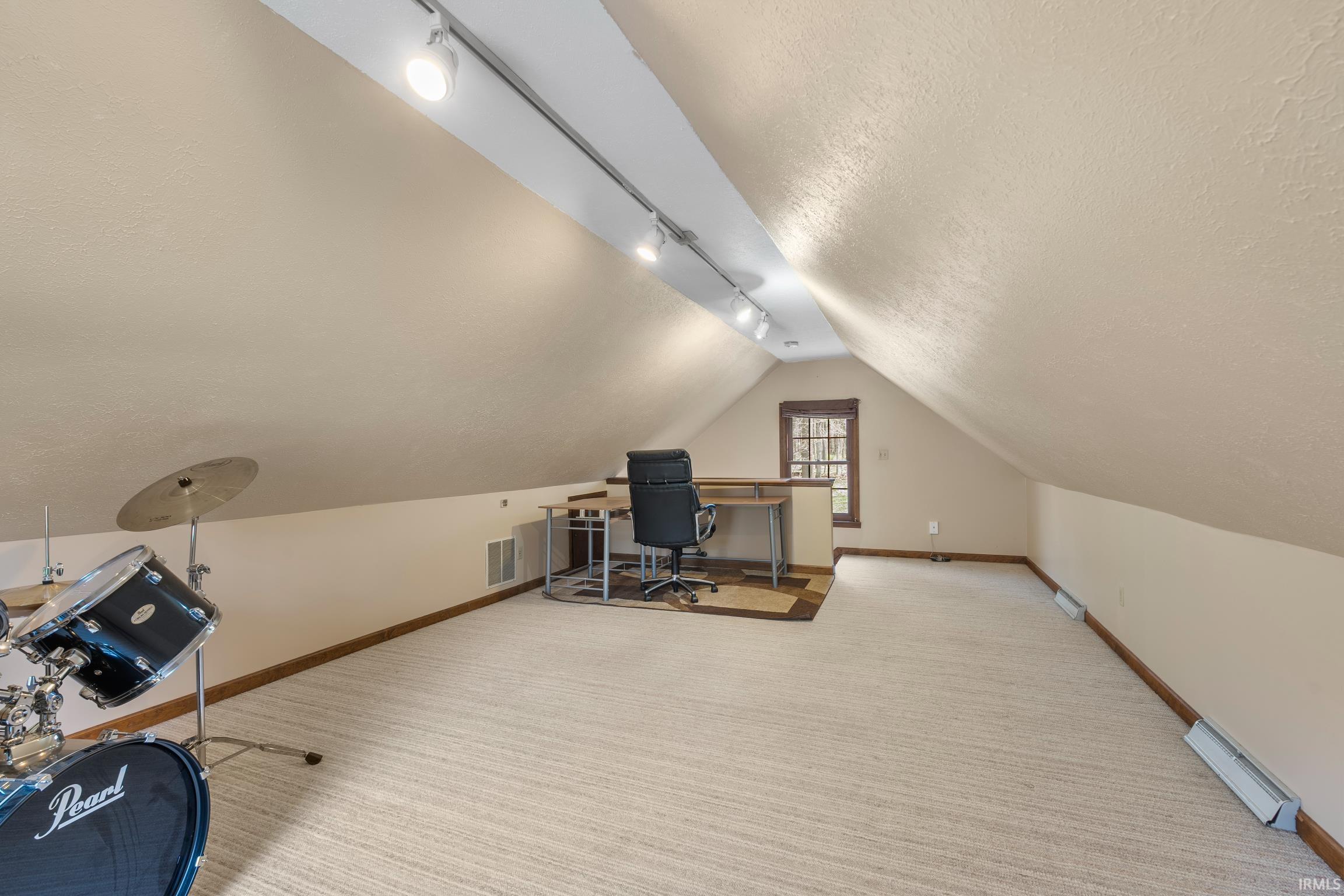 2012 Robb Road Warsaw, IN 46580 - Photo 32 of 34