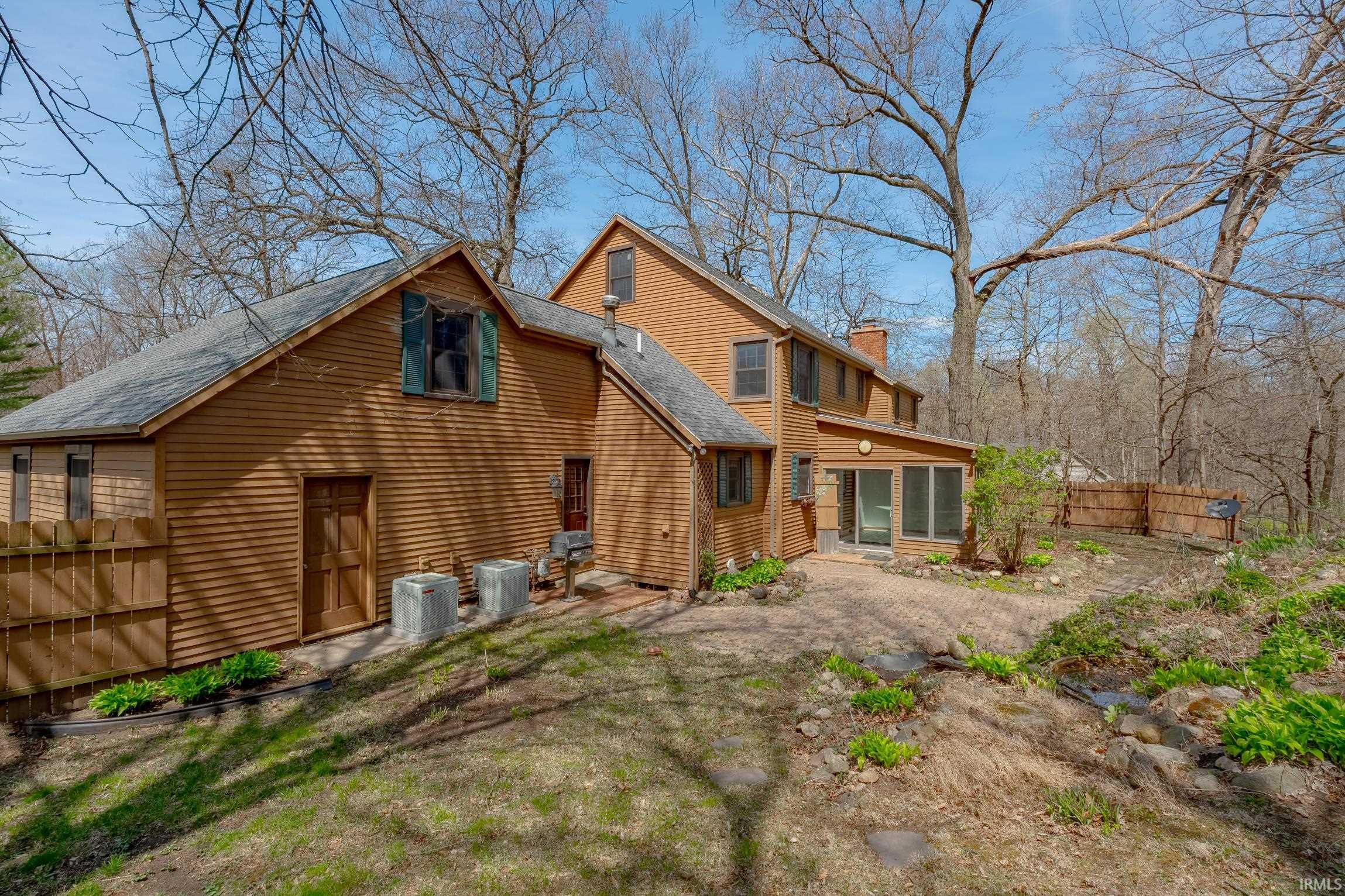 2012 Robb Road Warsaw, IN 46580 - Photo 8 of 34