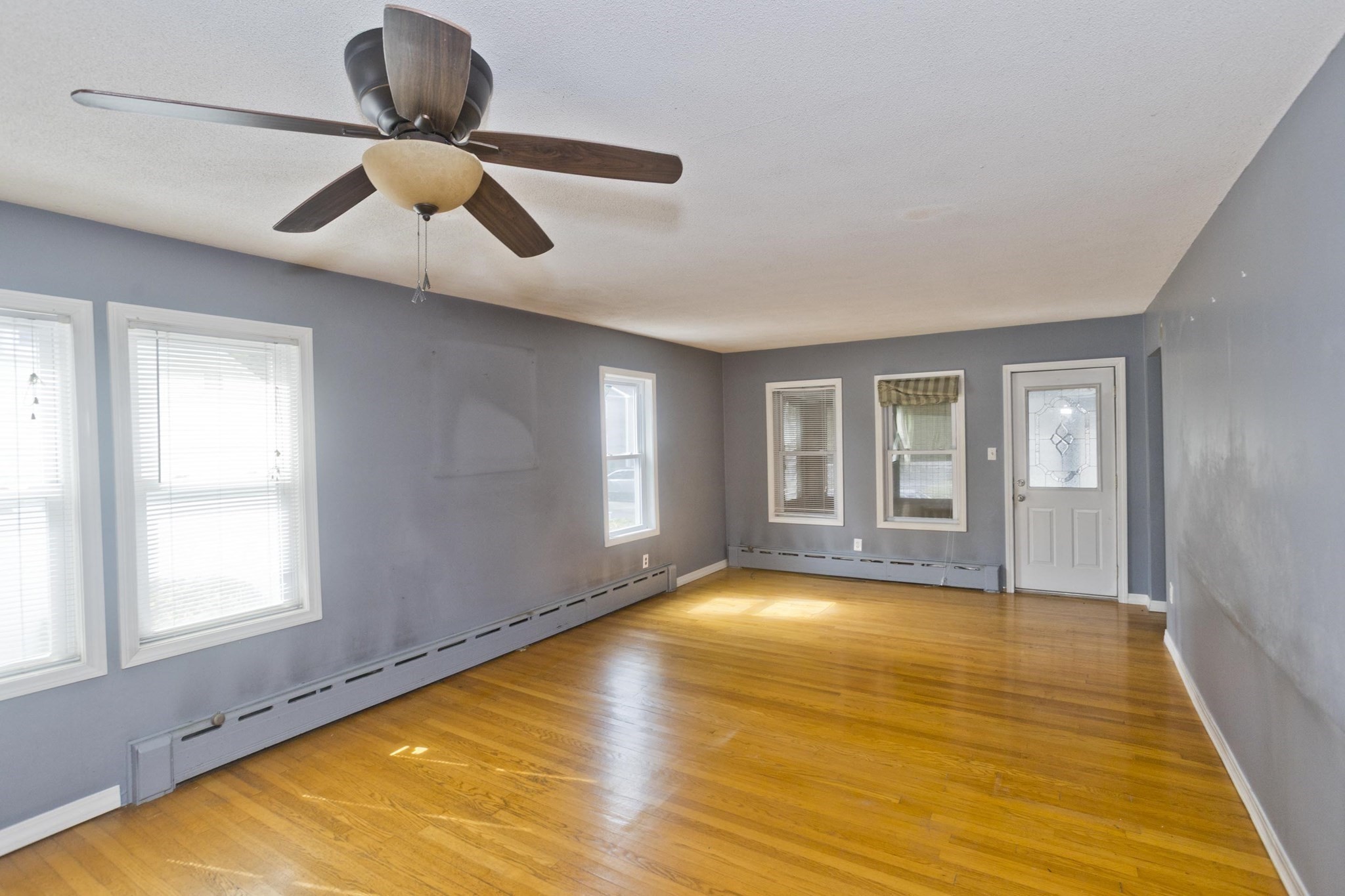 81-83 Chestnut Street Springfield, MA 01151 - Photo 12 of 27 Gallery Image 12
