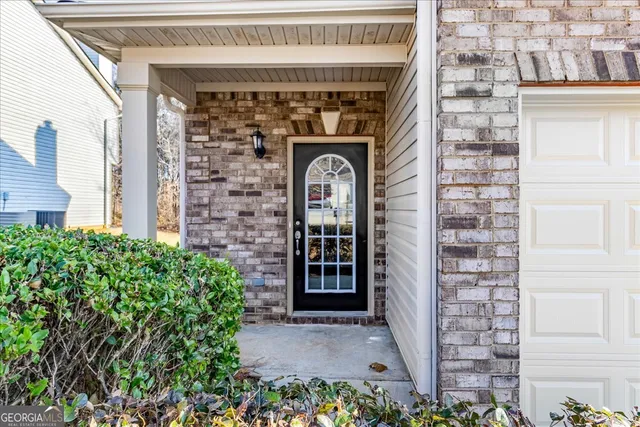 $300,000 | 1129 Watercourse Way, Hampton, GA 30228