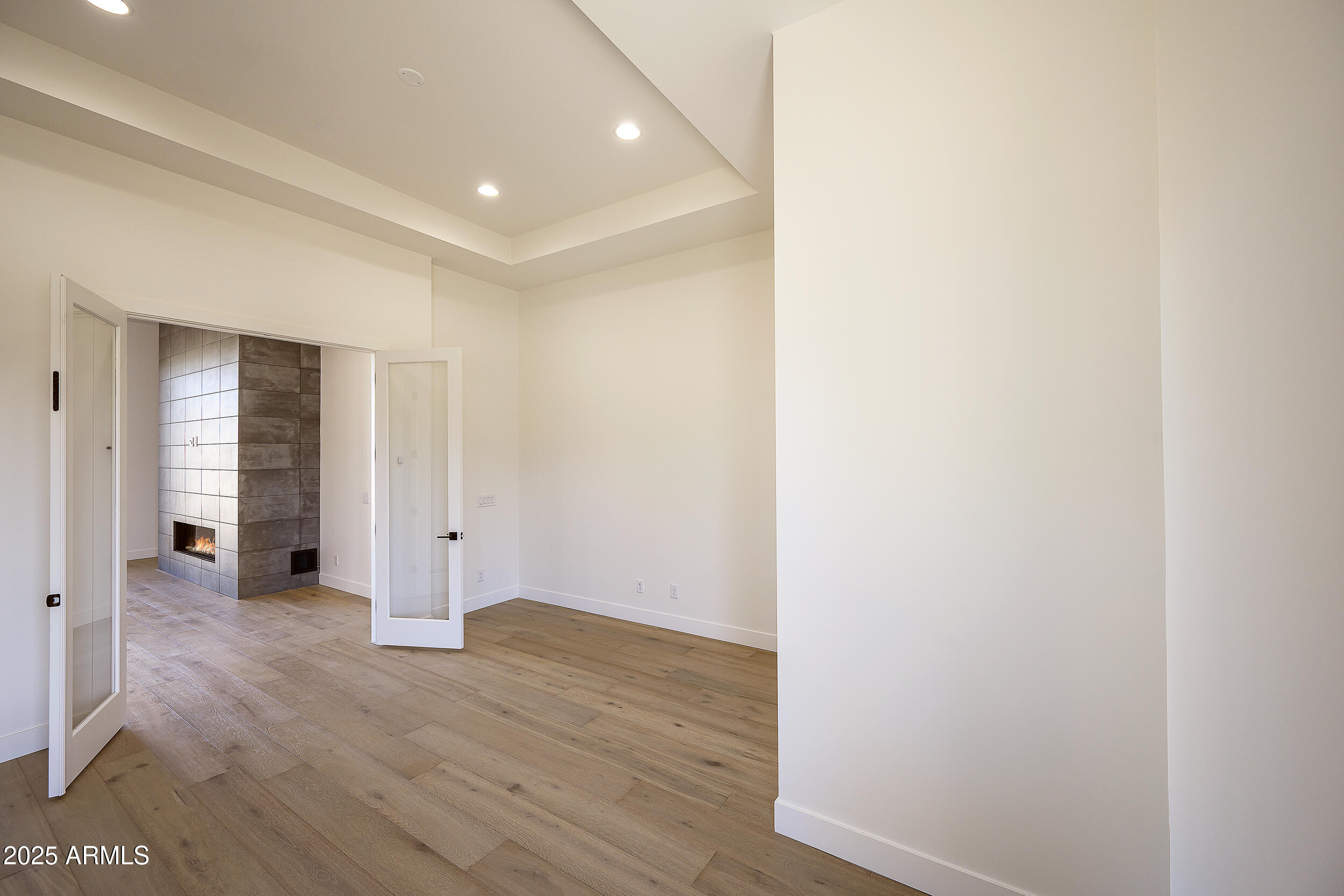 13290 East La Junta Road Scottsdale, AZ 85255 - Photo 7 of 15 a view of hallway with wooden floor