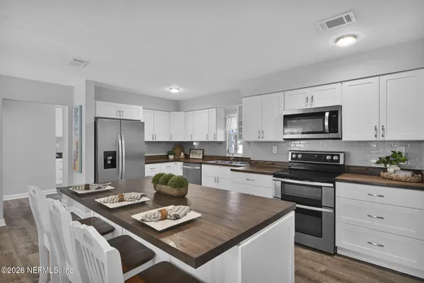 $2,700 | 133 Calle Menendez, St. Augustine, FL 32086