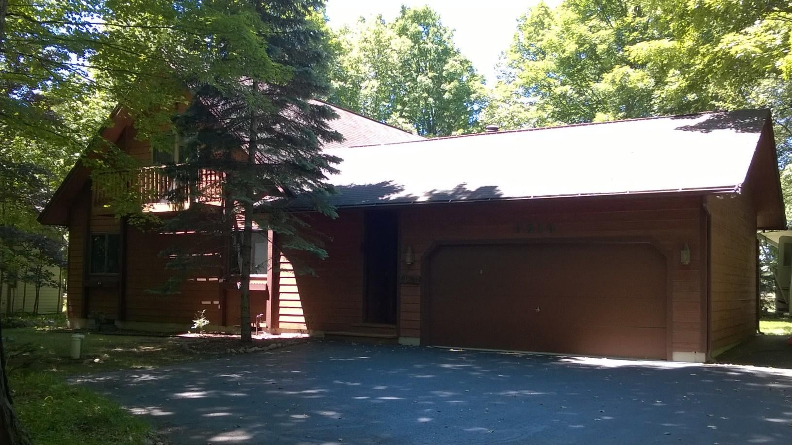 5914 Northstar Road Gaylord, MI 49735 - Photo 4 of 29 Gallery Image 4