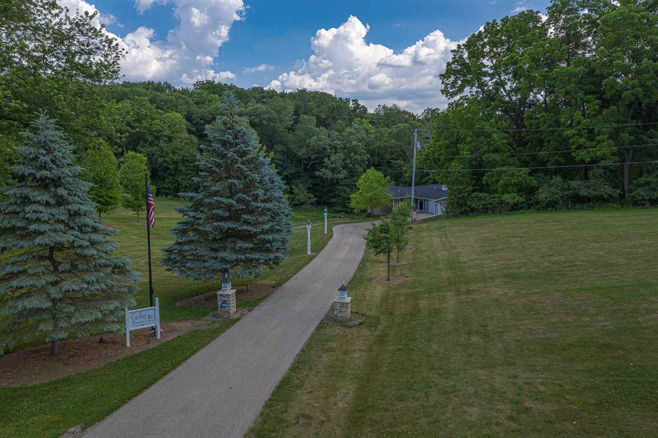 501 Cedar Creek Road Freeport, IL 61032 - Photo 2 of 40 Gallery Image 2