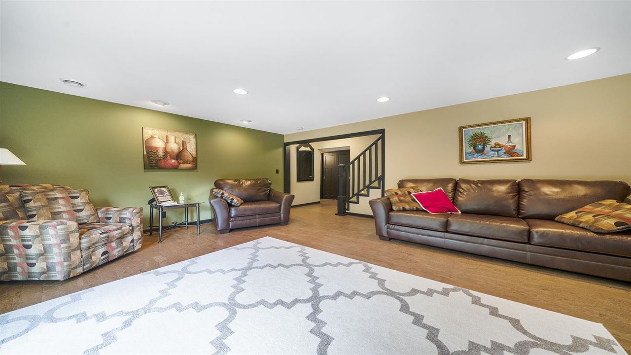501 Cedar Creek Road Freeport, IL 61032 - Photo 23 of 40 Gallery Image 23