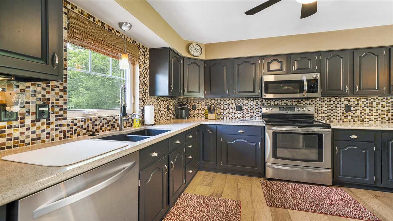 501 Cedar Creek Road Freeport, IL 61032 - Photo 10 of 40 Gallery Image 10