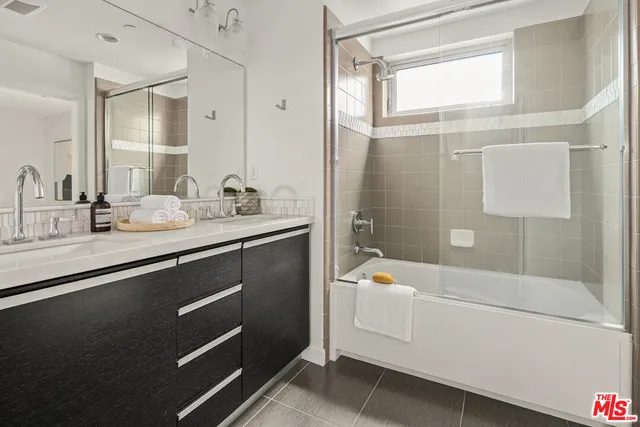 $1,795,000 | 310 Washington Boulevard, Unit 504, Marina del Rey, CA 90292