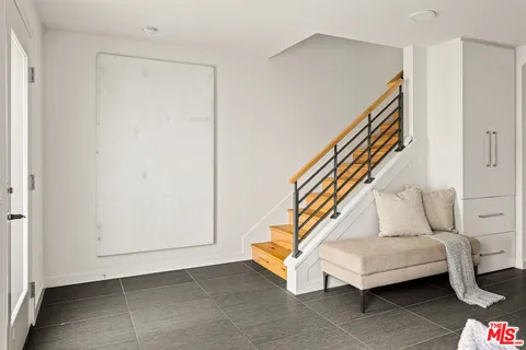 $1,795,000 | 310 Washington Boulevard, Unit 504, Marina del Rey, CA 90292