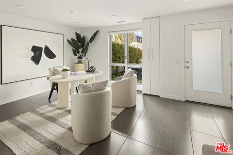 $1,795,000 | 310 Washington Boulevard, Unit 504, Marina del Rey, CA 90292