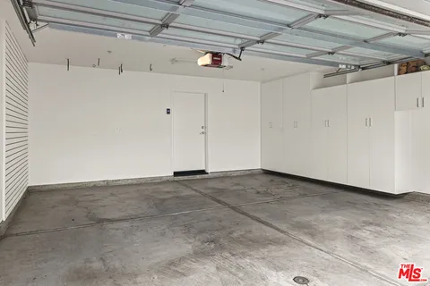 $1,795,000 | 310 Washington Boulevard, Unit 504, Marina del Rey, CA 90292