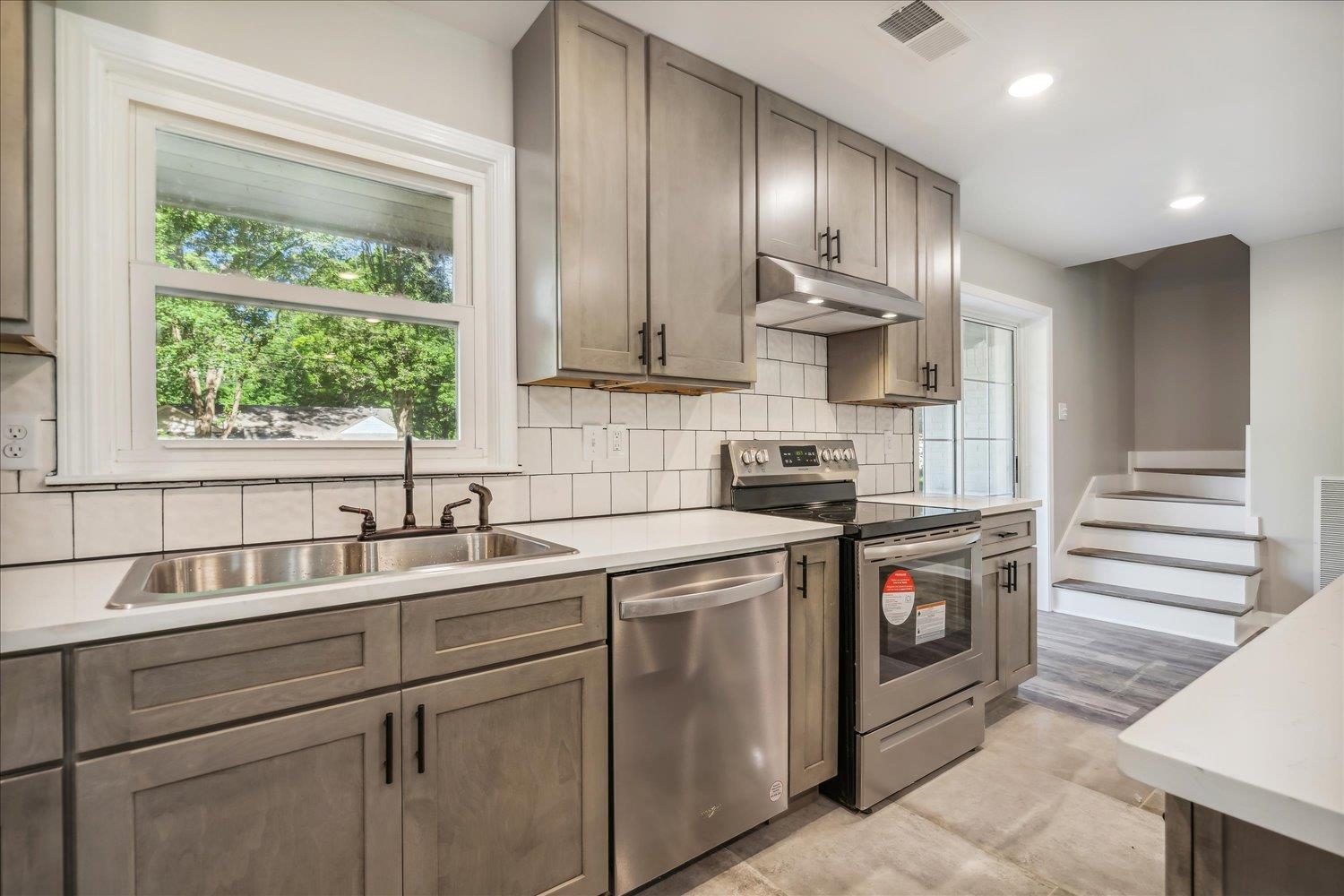 7757 Mahoney Road Millington, TN 38053 - Photo 9 of 29 Gallery Image 9