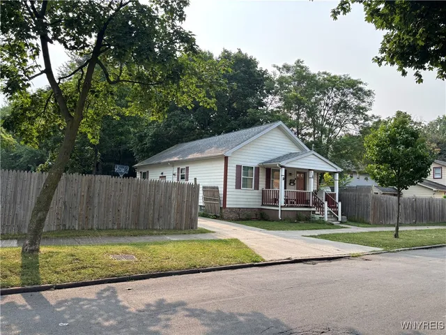 $215,000 | 116 Whitney Street, Rochester, NY 14611