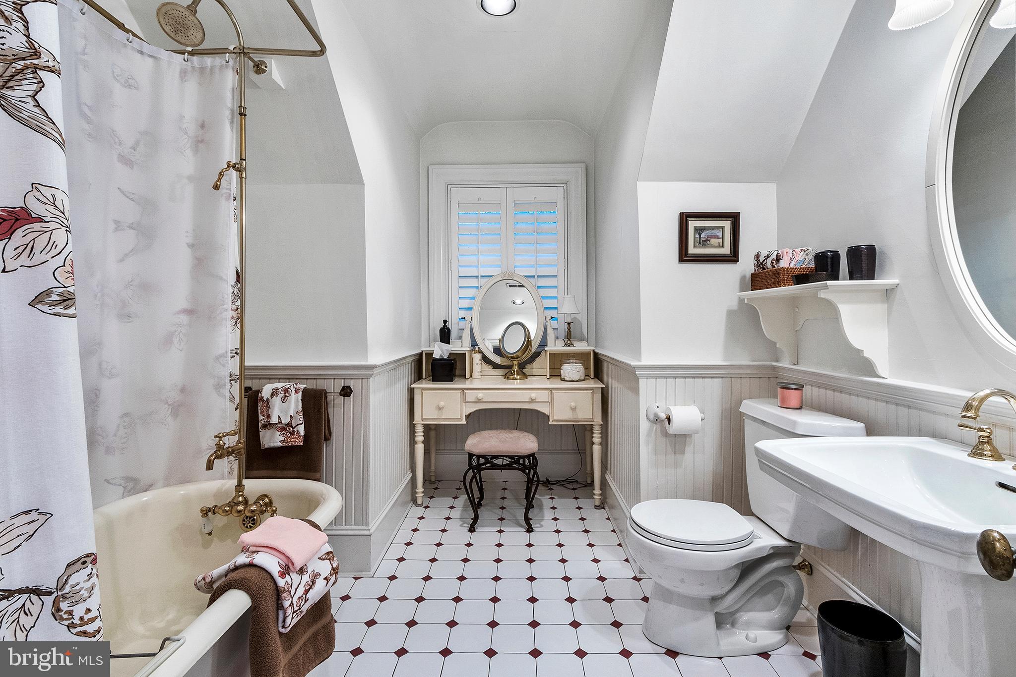 127 Valley Road Ardmore, PA 19003 - Photo 26 of 33