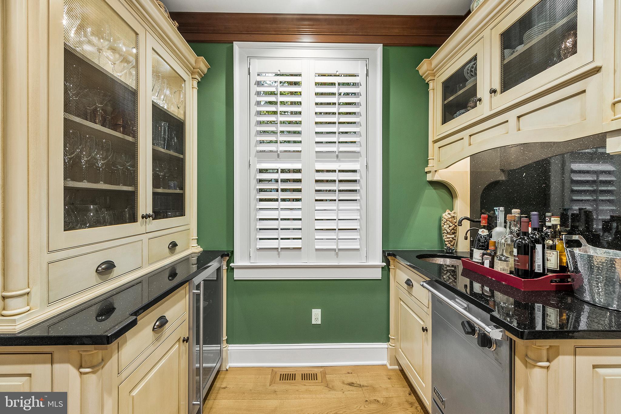 127 Valley Road Ardmore, PA 19003 - Photo 8 of 33