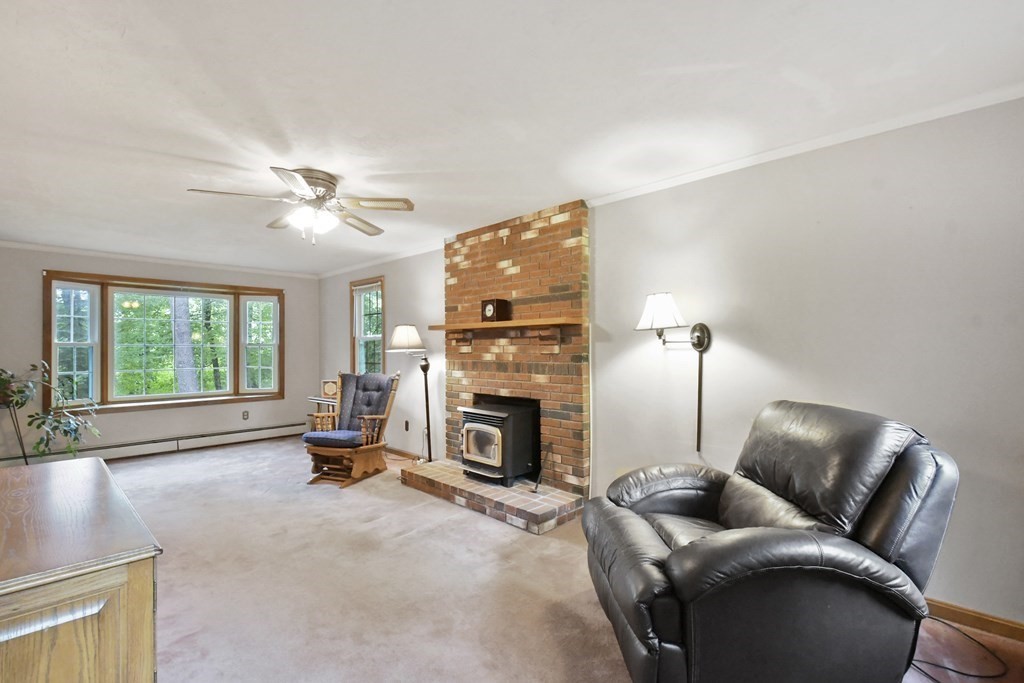173 Newell Hill Road Sterling, MA 01564 - Photo 3 of 35 Gallery Image 3