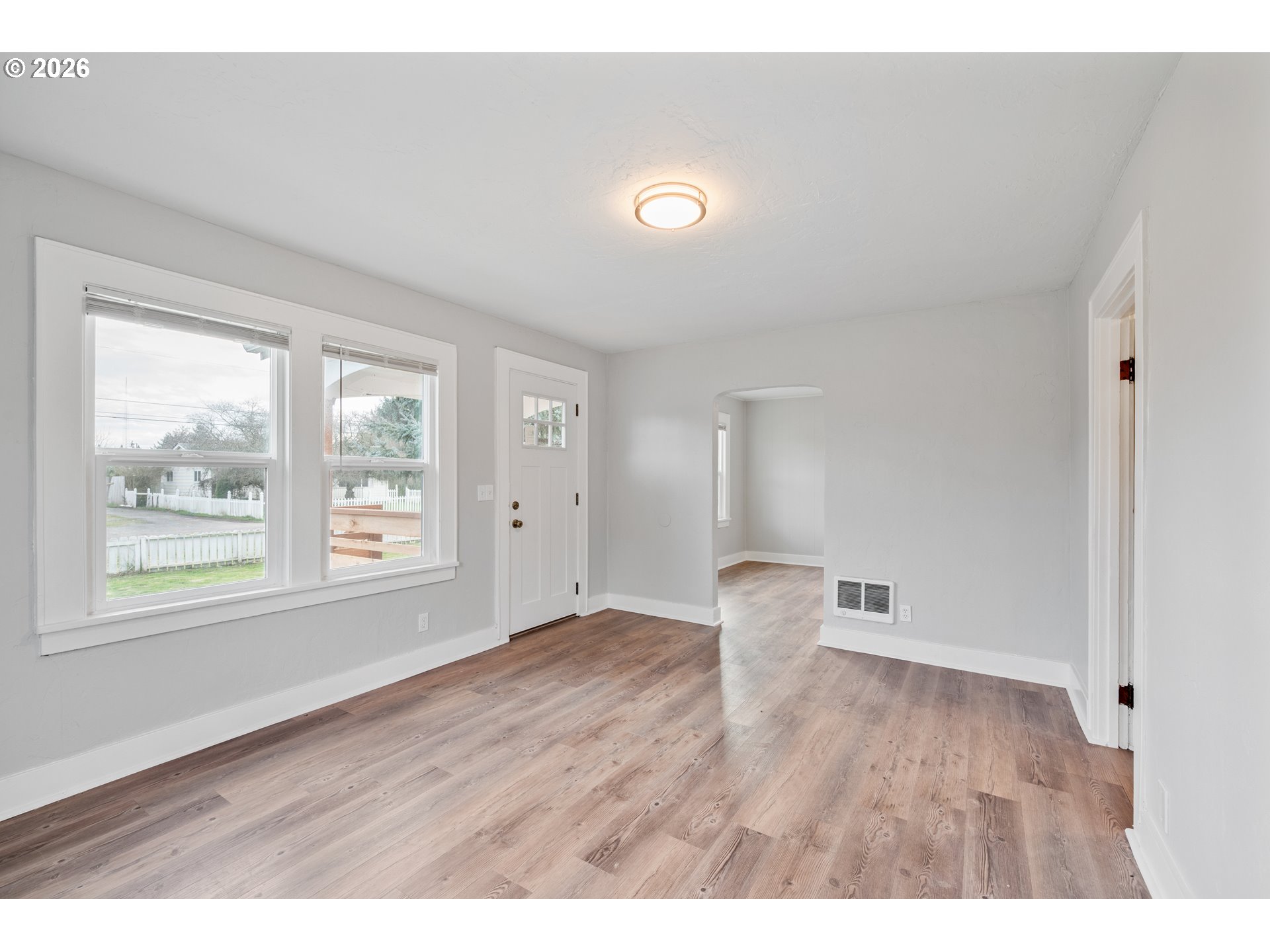 2103 36th Avenue Longview, WA 98632 - Photo 3 of 17