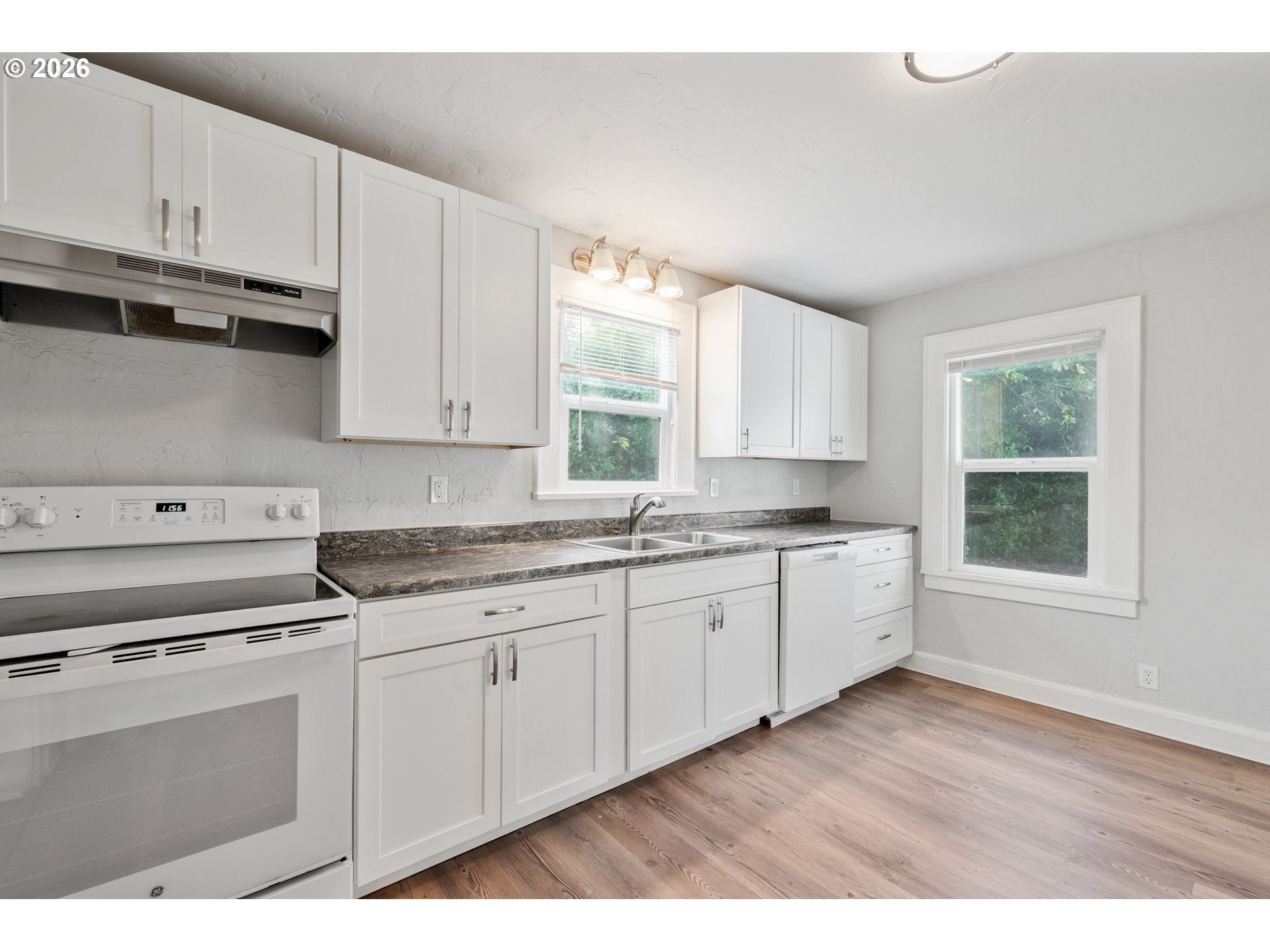 2103 36th Avenue Longview, WA 98632 - Photo 7 of 17