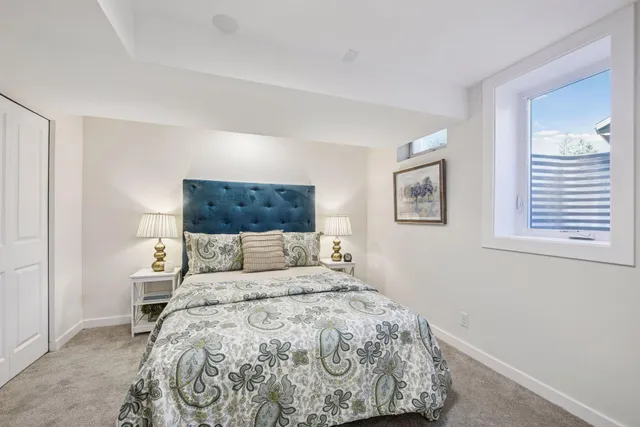 $929,900 | 2841 Mayfield Road, Minnetonka, MN 55391