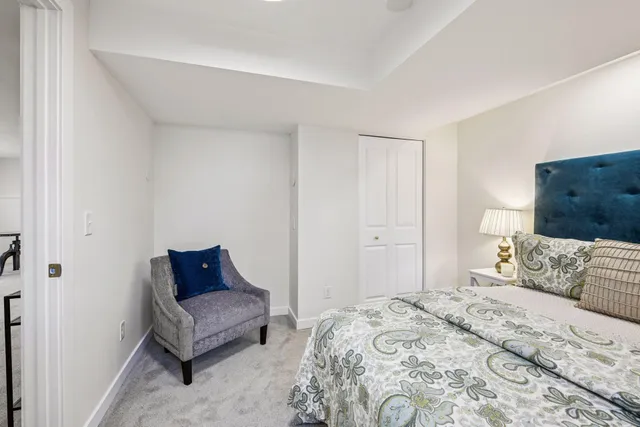 $929,900 | 2841 Mayfield Road, Minnetonka, MN 55391