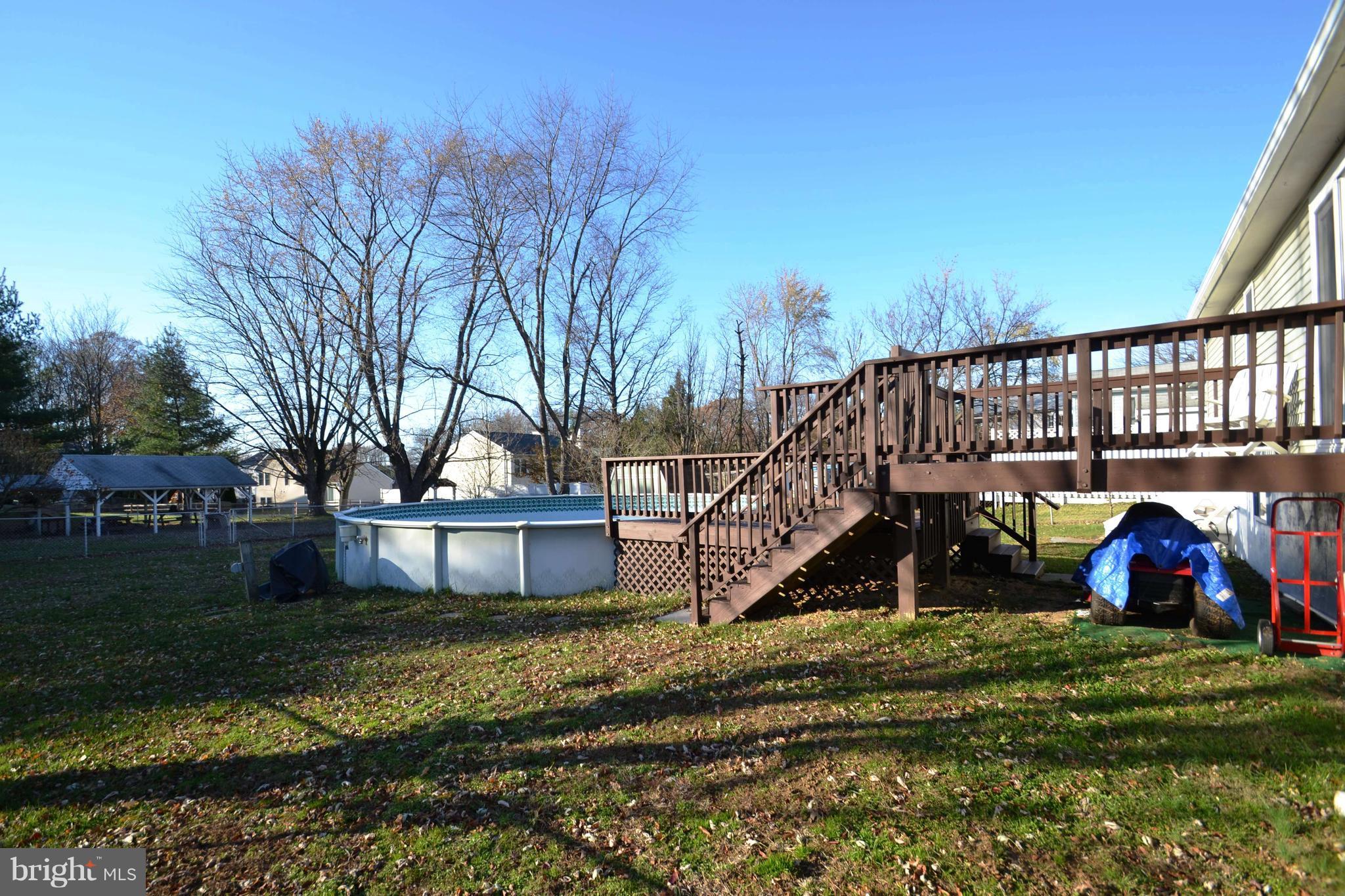 7416 Oakland Mills Road Columbia, MD 21046 - Photo 13 of 30 Rear Yard