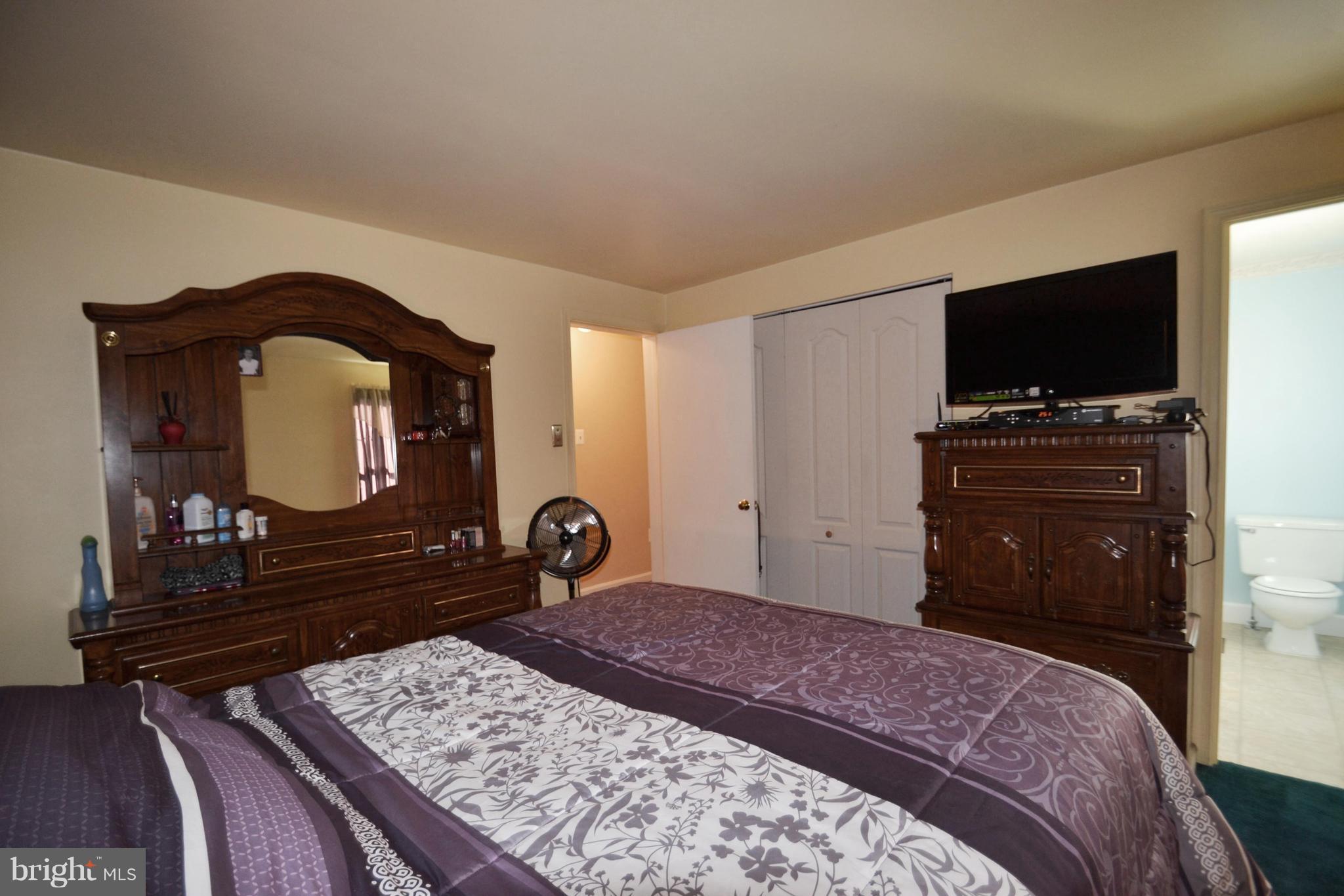 7416 Oakland Mills Road Columbia, MD 21046 - Photo 17 of 30 Bedroom (Master)