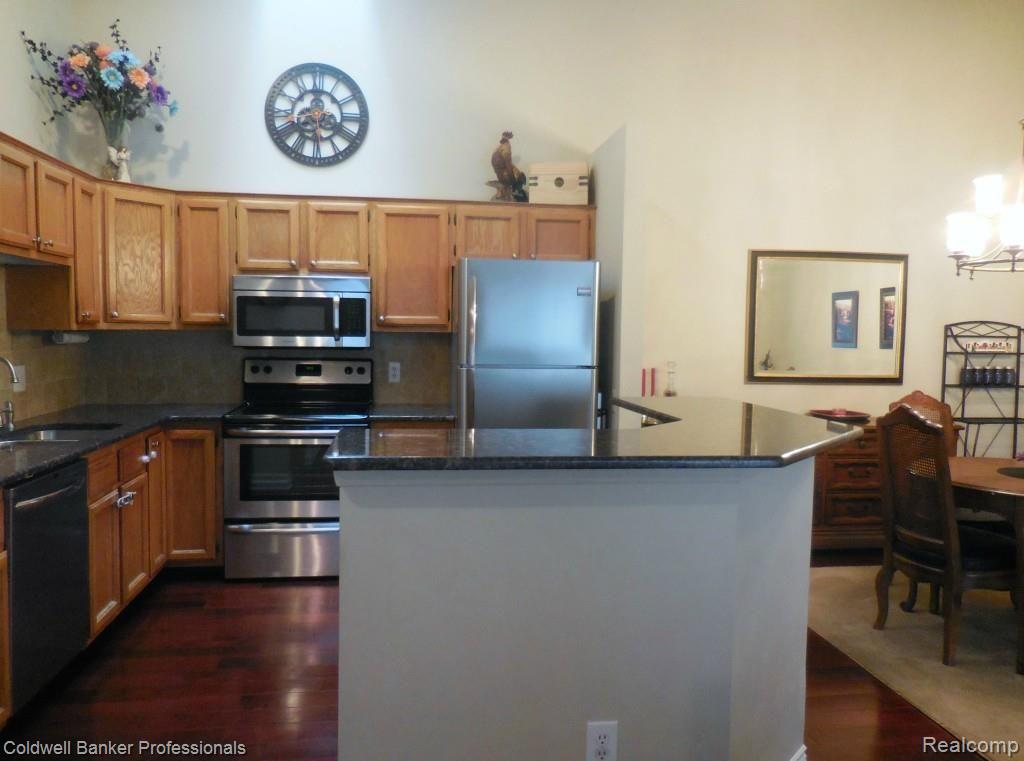 40000 Crosswinds Road Novi, MI 48375 - Photo 4 of 40