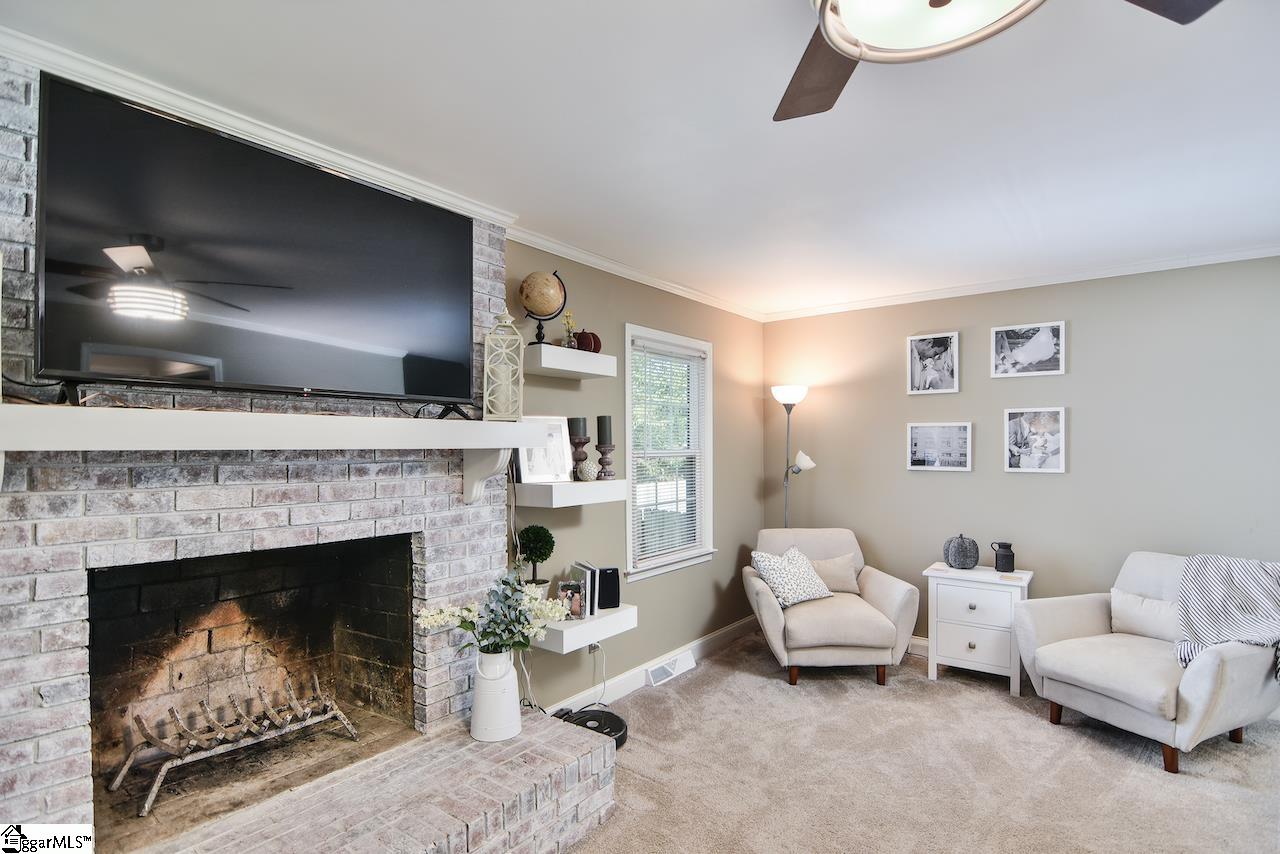 1105 Powderhorn Road Simpsonville, SC 29681 - Photo 6 of 36 Gallery Image 6