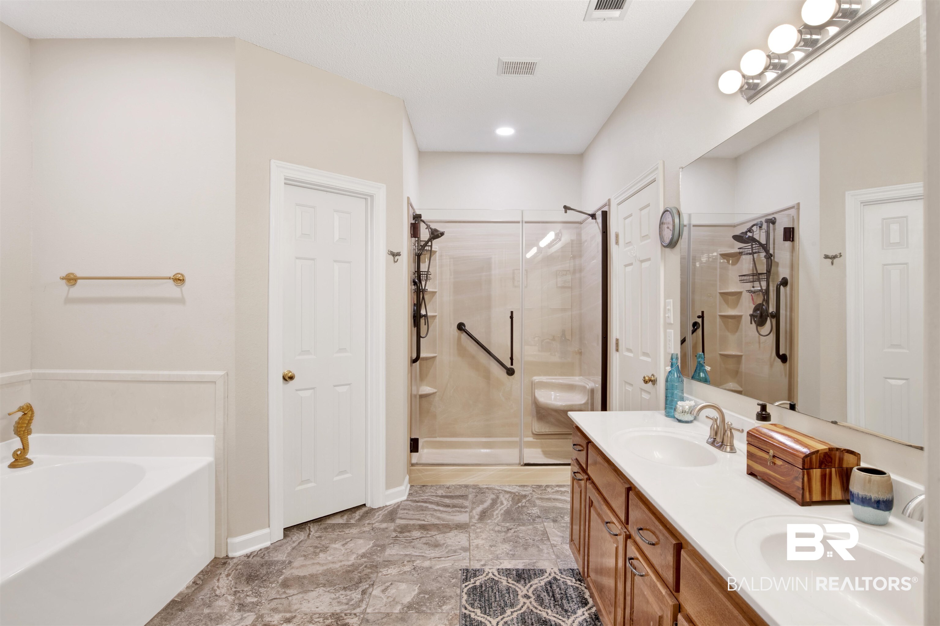 18263 Driskell Road Loxley, AL 36551 - Photo 20 of 50 Seperate Shower