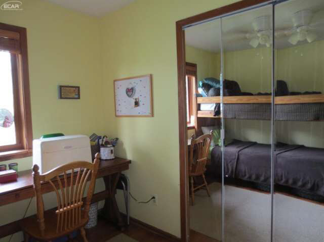 1233 North Oak Road Davison, MI 48423 - Photo 24 of 55 21195957-23.JPG