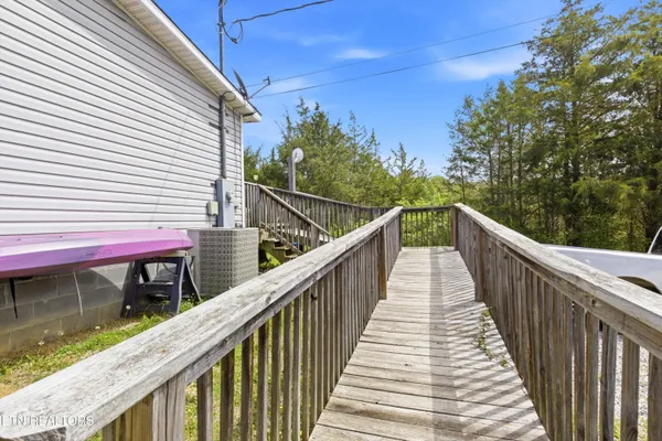 $300,000 | 2124 Rainwater Road, Dandridge, TN 37725
