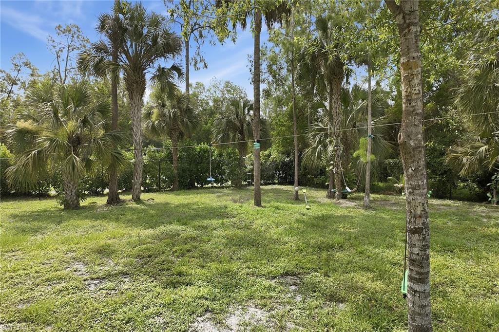 721 Logan Boulevard South Naples, FL 34119 - Photo 38 of 46