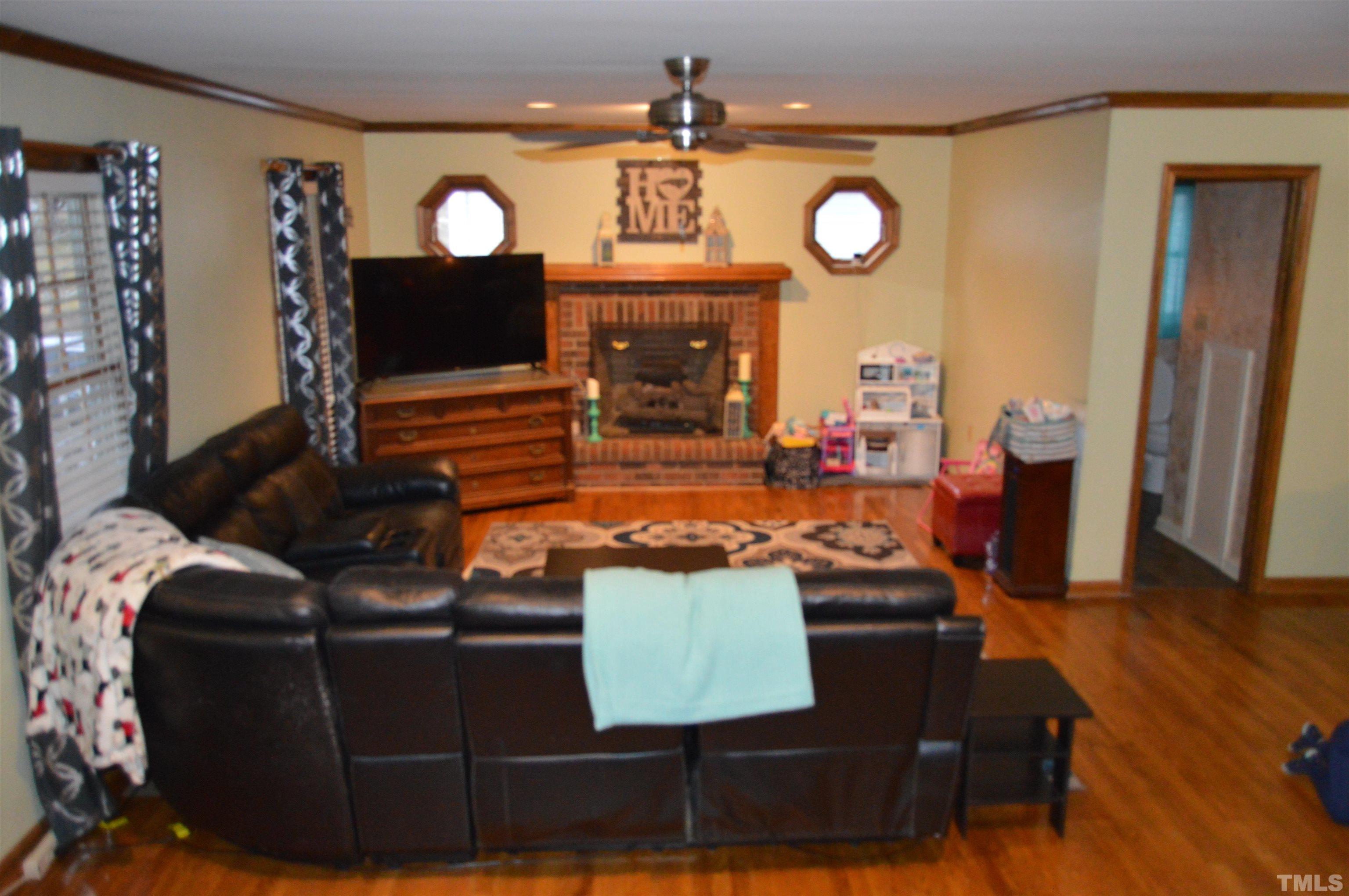 3189 Oxford Road Roxboro, NC 27574 - Photo 12 of 30
