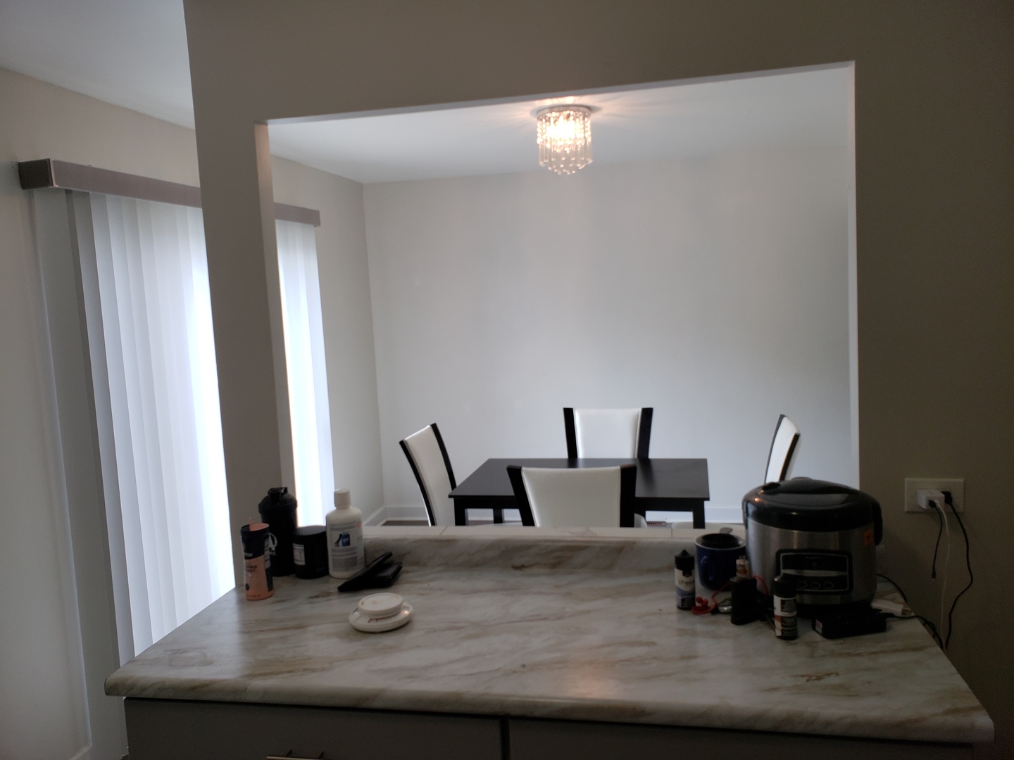 952 Virginia Lane Elmhurst, IL 60126 - Photo 5 of 11 a living room with furniture and a piano