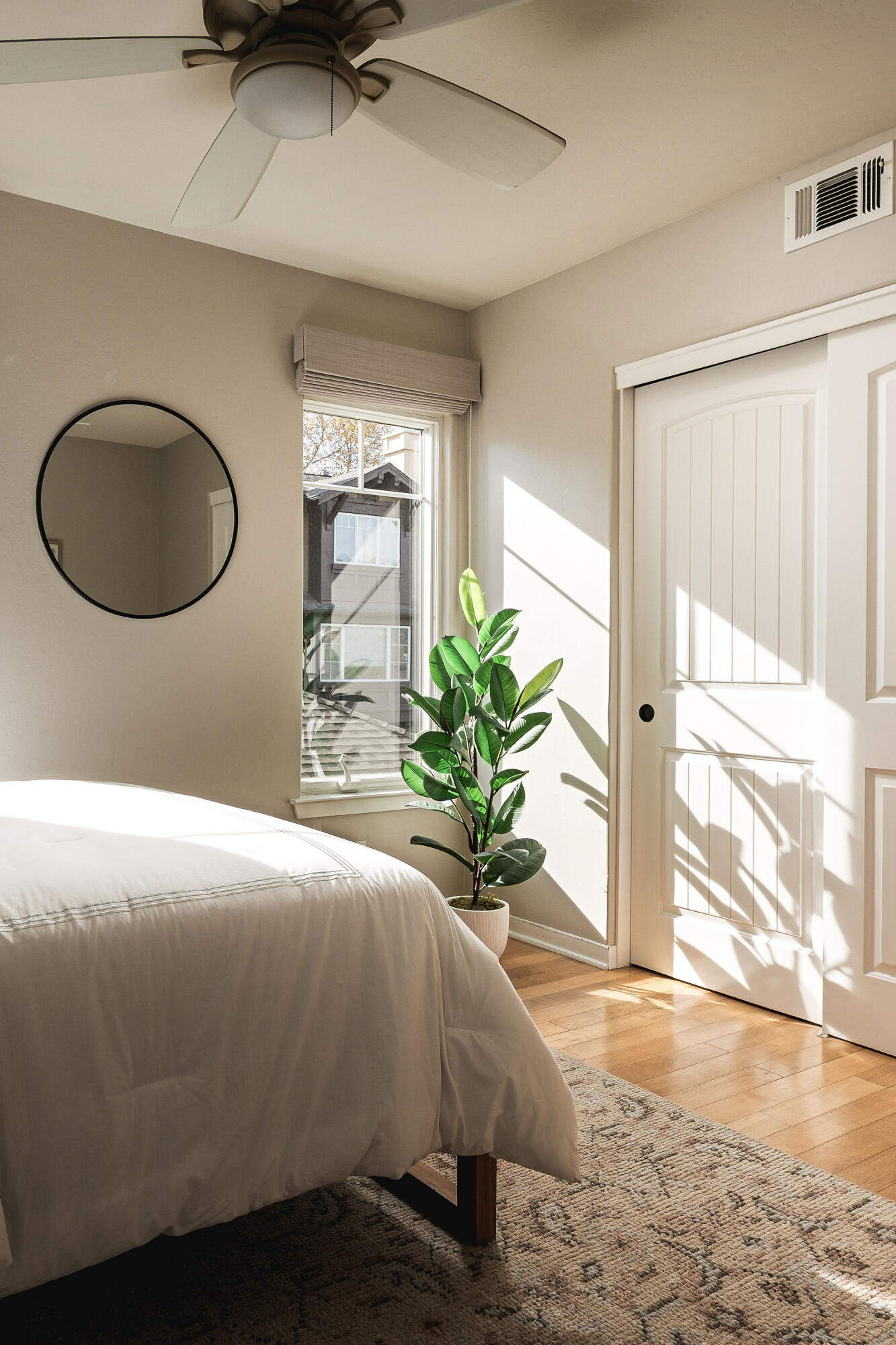 345 Kellogg Way, Unit 18 Goleta, CA 93117 - Photo 20 of 35 Guest Bedroom 1