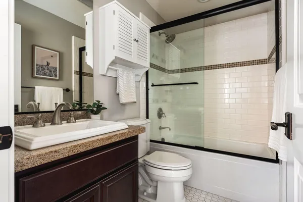 $1,079,000 | 345 Kellogg Way, Unit 18, Goleta, CA 93117