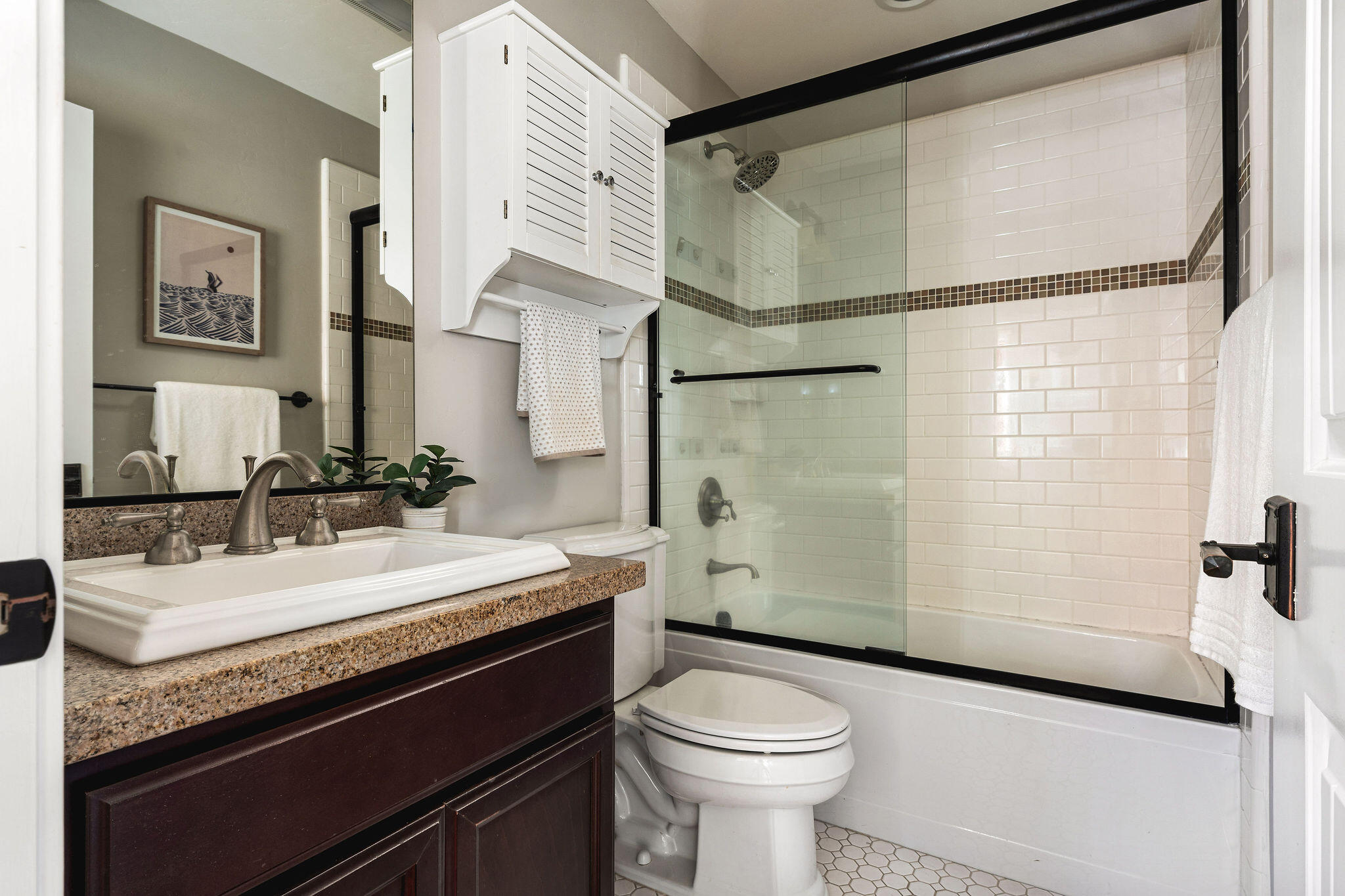 345 Kellogg Way, Unit 18 Goleta, CA 93117 - Photo 22 of 35 Guest Bathroom