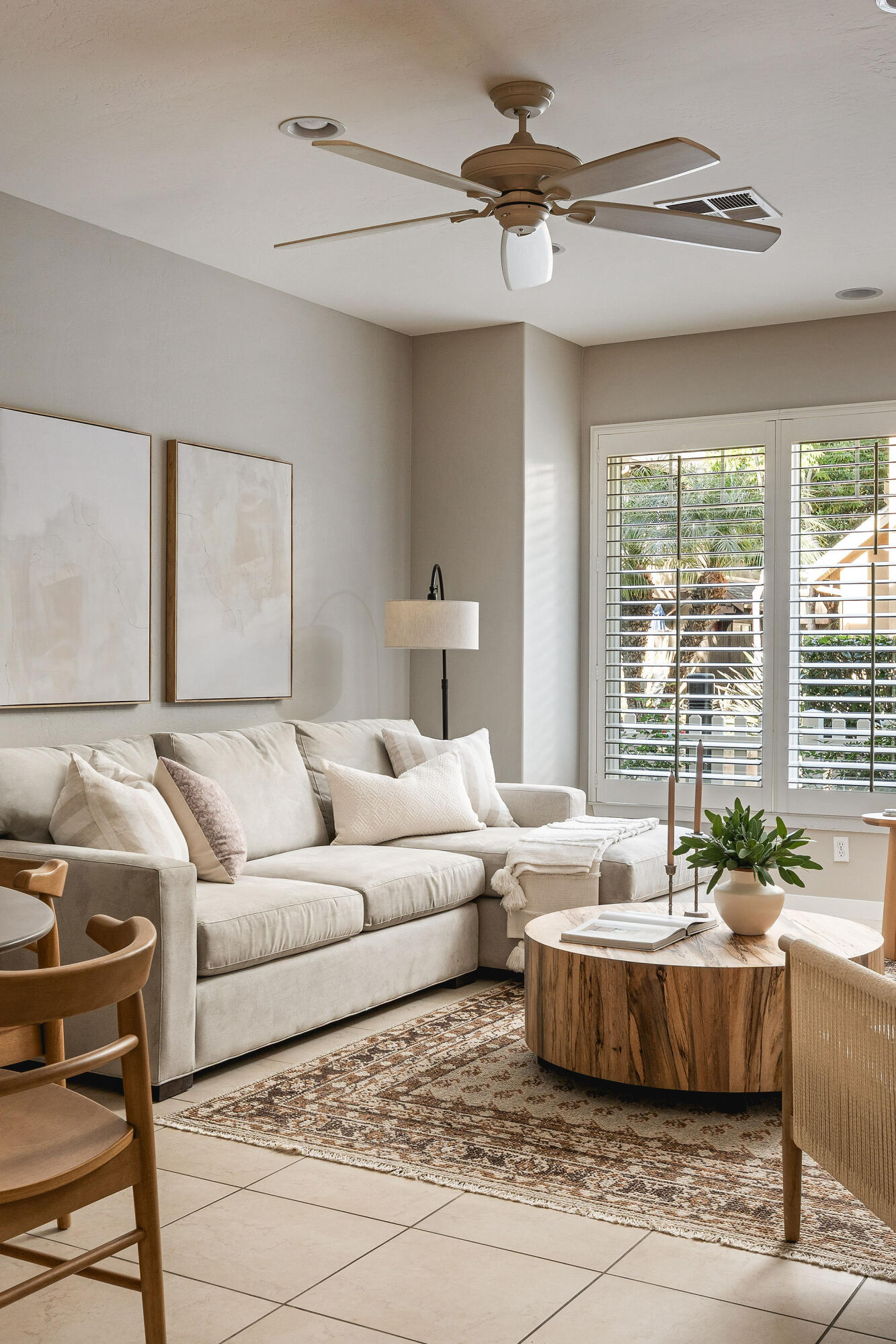 345 Kellogg Way, Unit 18 Goleta, CA 93117 - Photo 6 of 35 Living Room