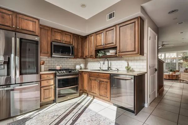 $1,079,000 | 345 Kellogg Way, Unit 18, Goleta, CA 93117