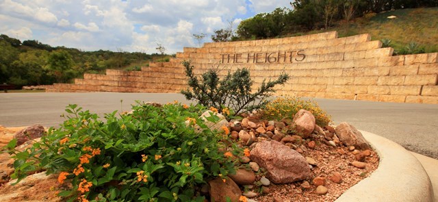 226 Heights Trail Kerrville, TX 78028 - Photo 2 of 14