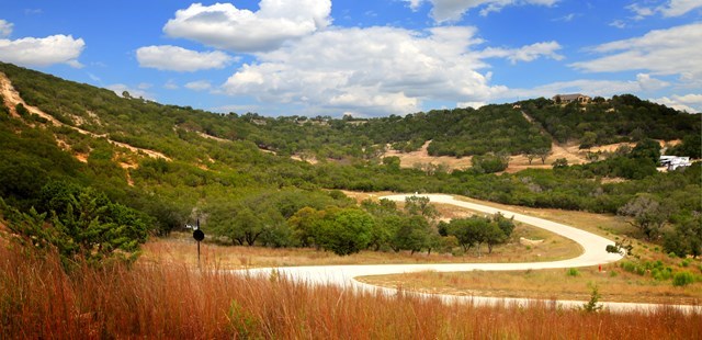 226 Heights Trail Kerrville, TX 78028 - Photo 3 of 14
