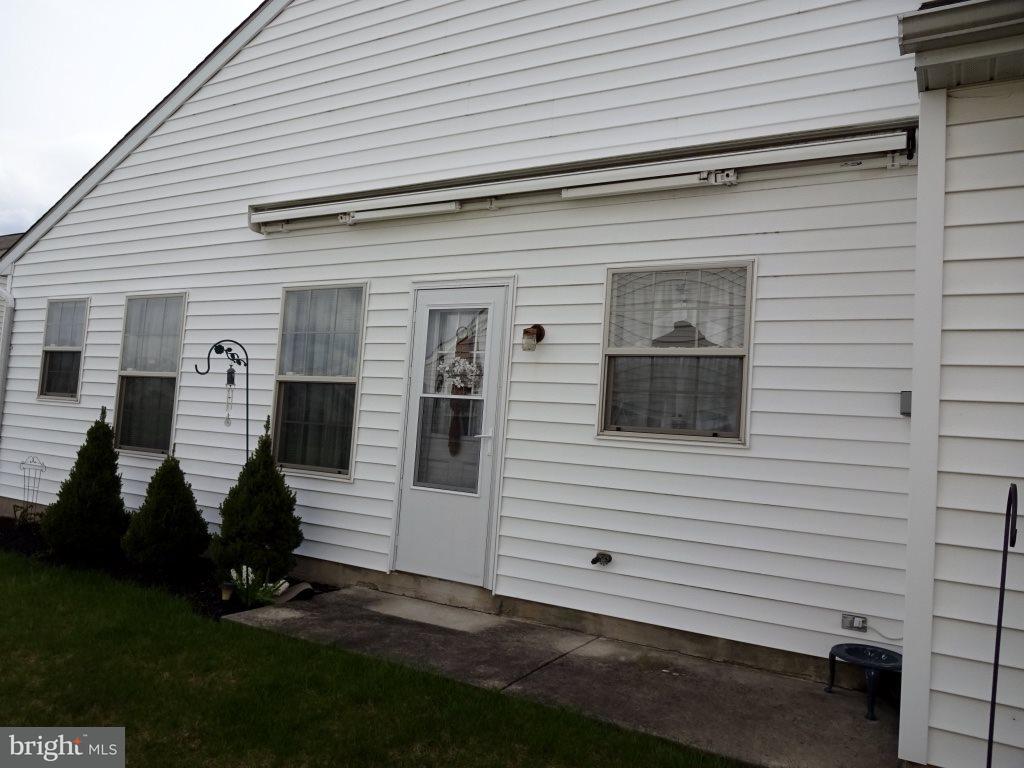 590 Hayley Road York, PA 17404 - Photo 6 of 30 Gallery Image 6