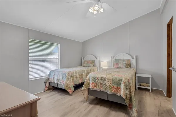 $1,795 | 220 Ocean Reef Lane, Unit 129, Naples, FL 34114