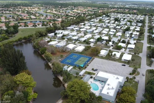 $1,795 | 220 Ocean Reef Lane, Unit 129, Naples, FL 34114