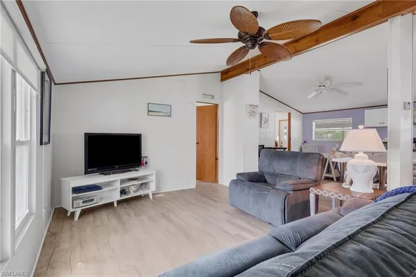 $1,795 | 220 Ocean Reef Lane, Unit 129, Naples, FL 34114