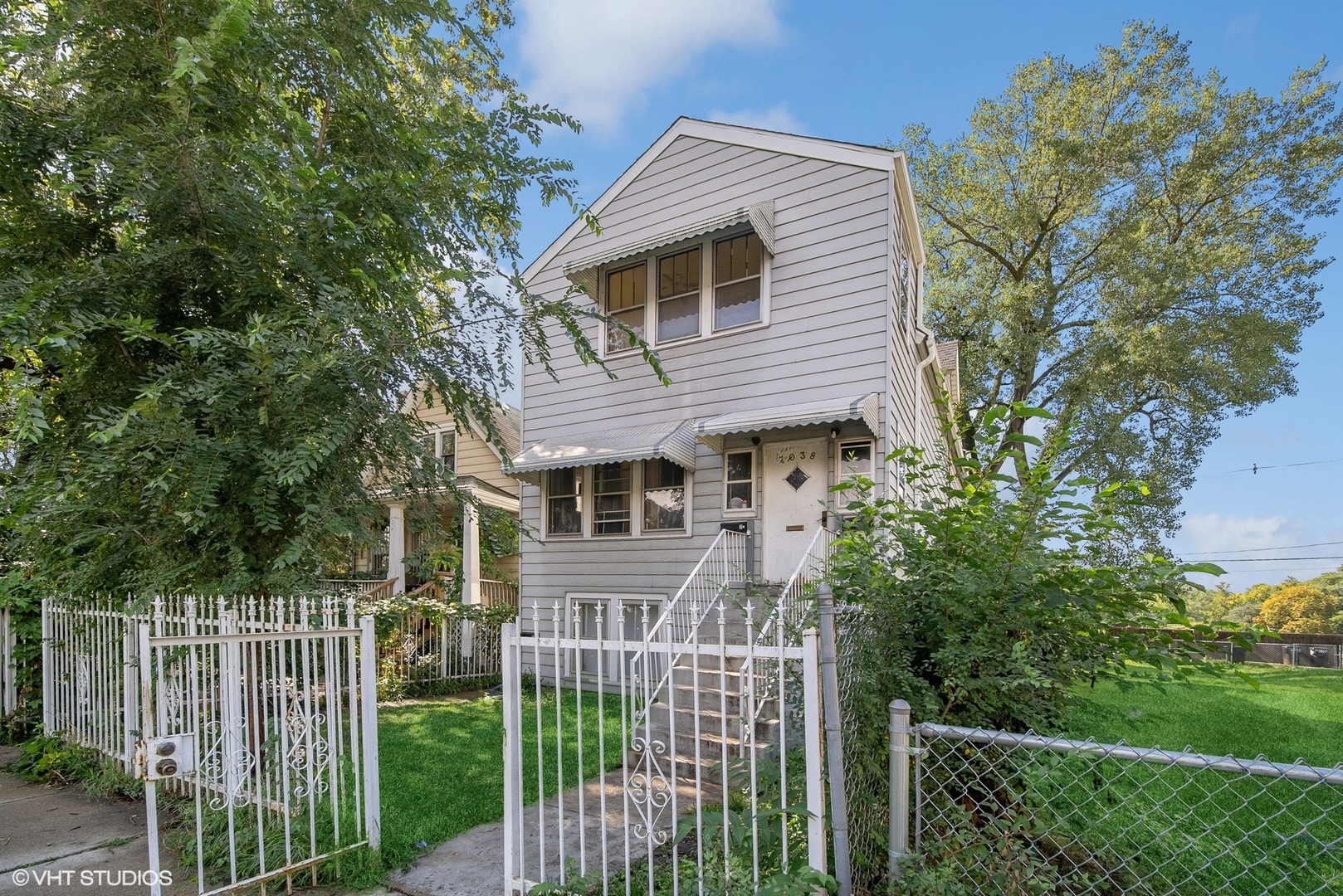 7038 South Woodlawn Ave  